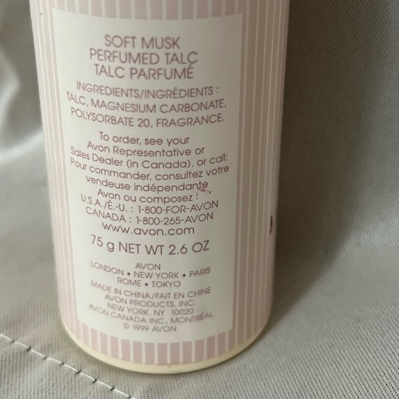 Women's Vintage Avon Soft Musk Body Powder - Picture 3 of 4